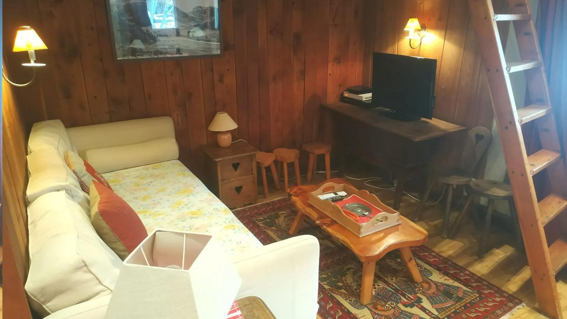 Studio Au Pied Des Pistes, Centre Val D'Isere, 3 Pers, Cosy Mezzanine, Cuisine Equipee, Wifi - Fr-1-519-37 צרפת